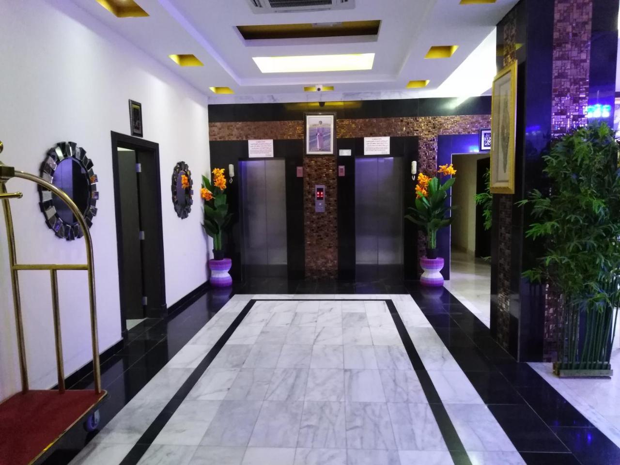 Al Mabila Hotel Seeb Buitenkant foto